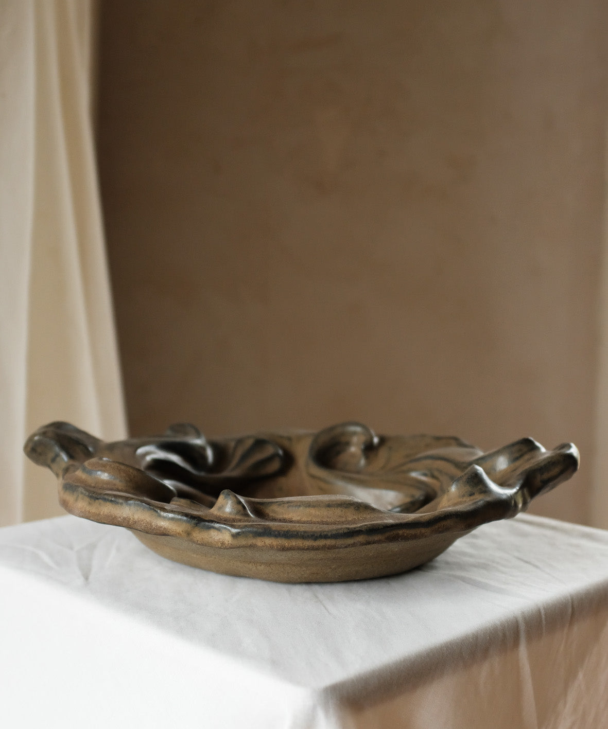The Floral Collection - Massive Tray - Brown