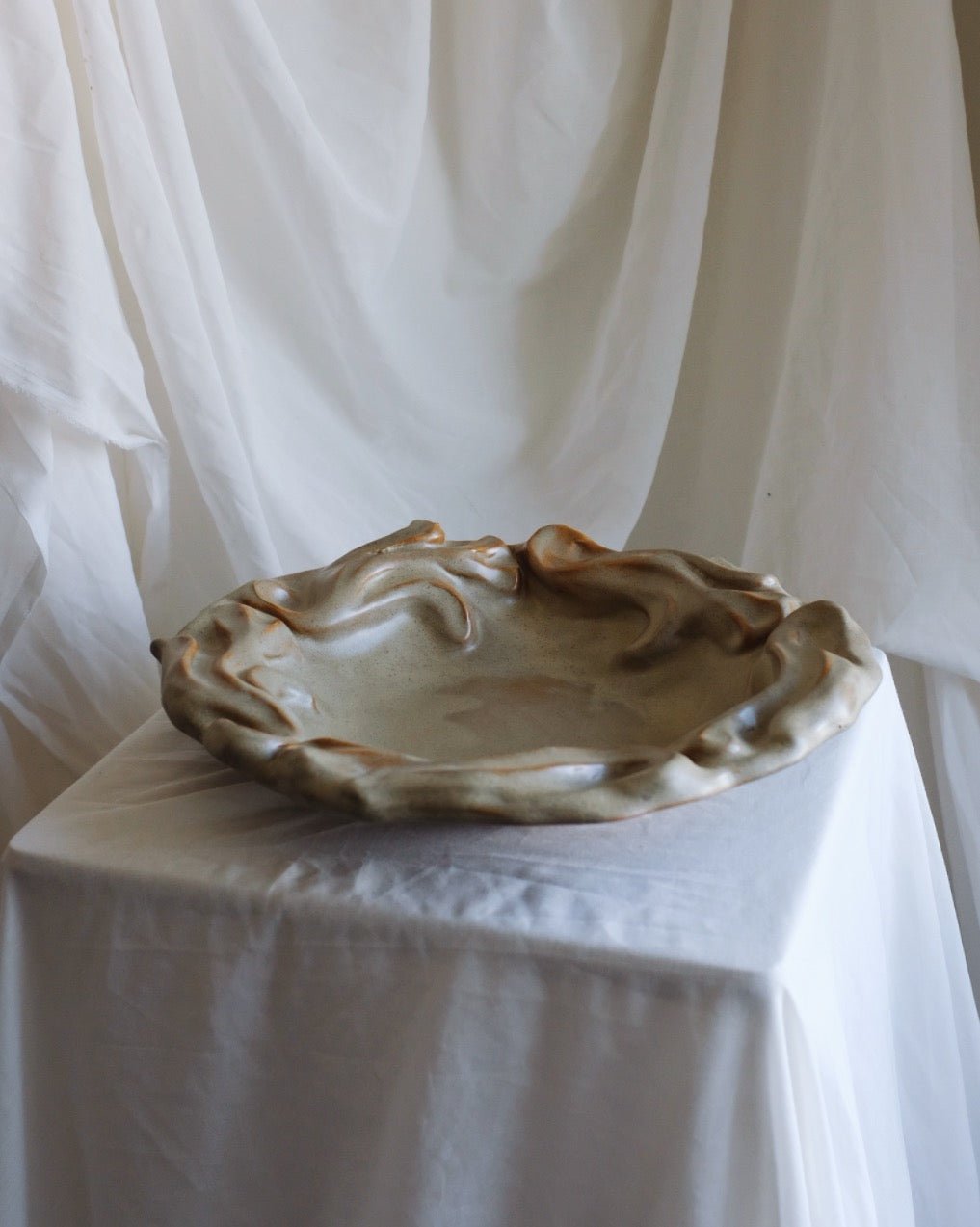 The Floral Collection - Massive Tray - Sand