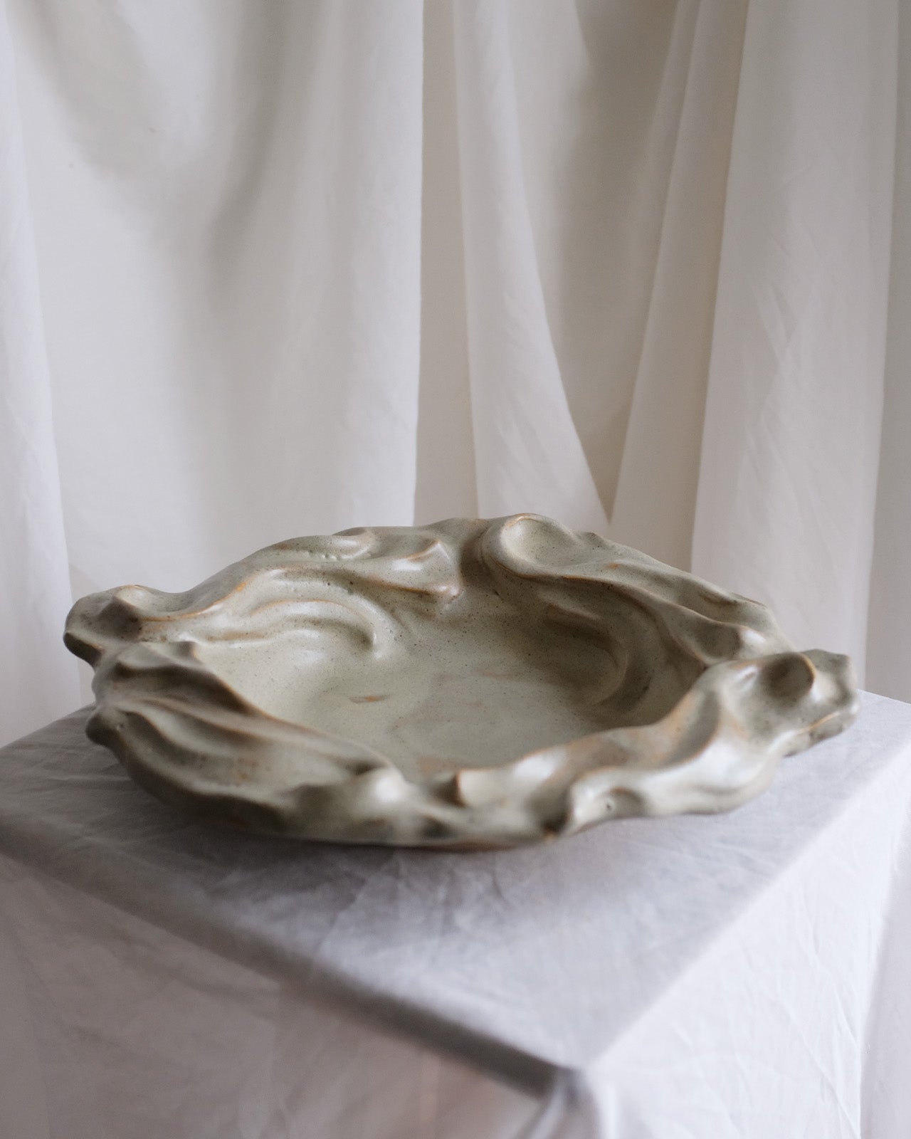 The Floral Collection - Massive Tray - Sand