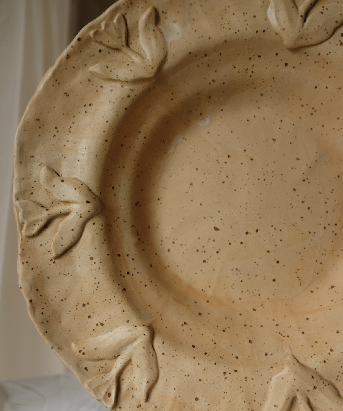 The Floral Collection - Bowl - Beige